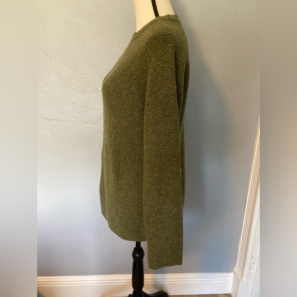 NWOT Nordstrom BP forrest green sweater - Picture 2 of 6